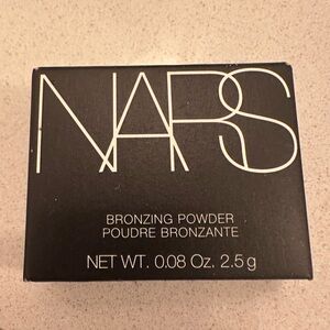 NARS Bronzing Powder Deluxe Sample 0.08 oz / 2.5 g – Travel Size